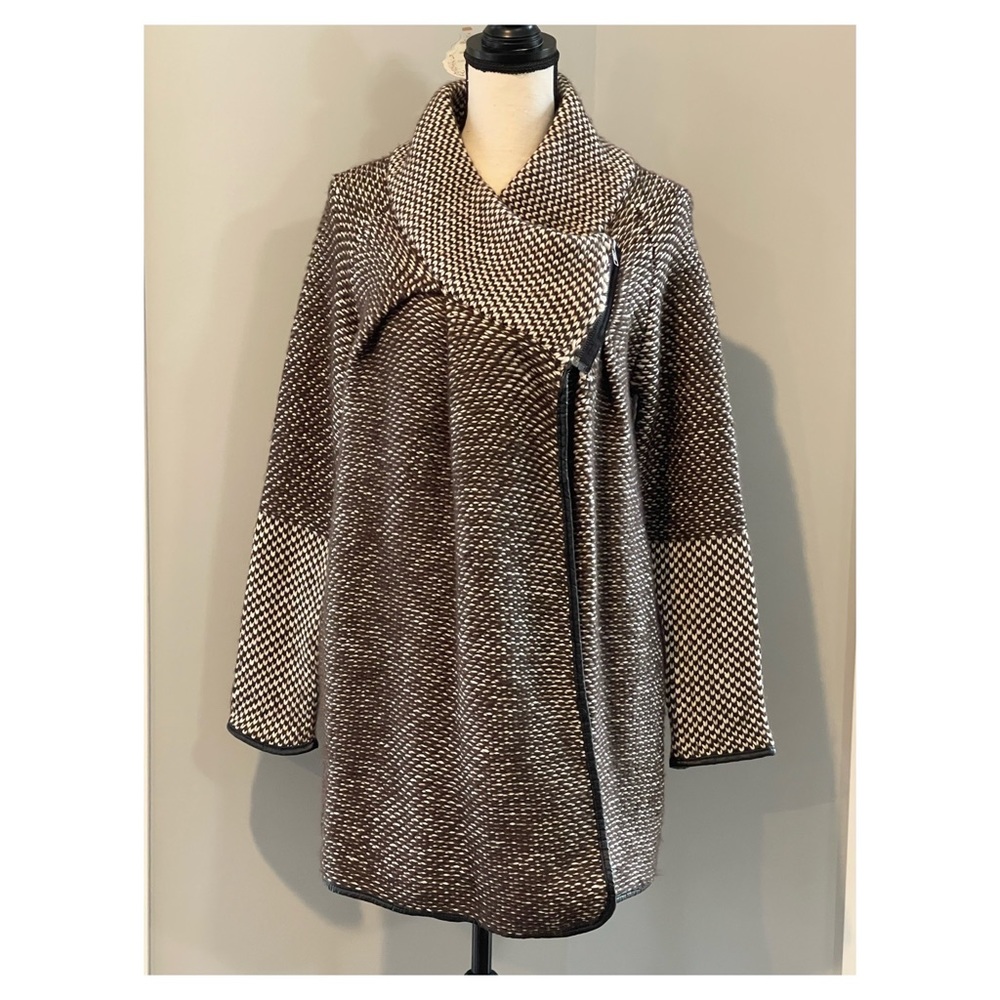 NWT Simply Couture Cardigan Sweater